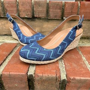 Vionic "Coralina" Blue Chevron Print Slingback Espadrille Wedge Sandals US 10
